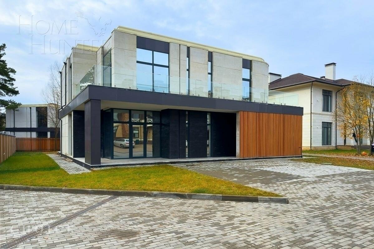 2-этажный коттедж 340 м² с отделкой