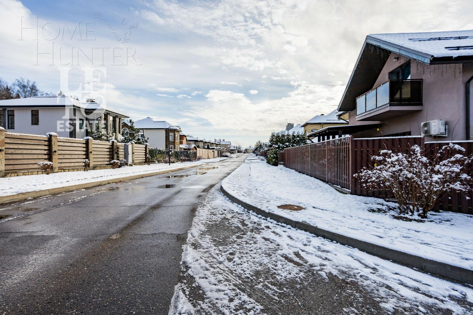 2-этажный коттедж 860 м² без отделки