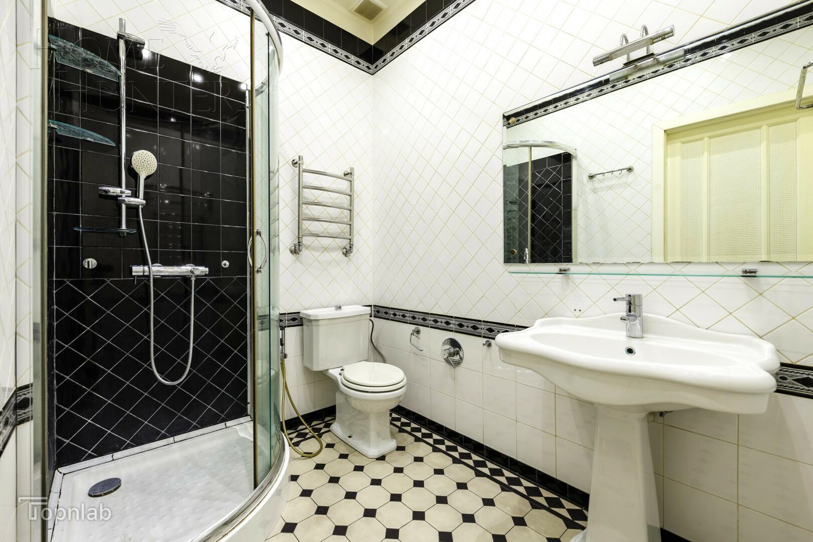 4-КОМН. КВАРТИРА С ОТДЕЛКОЙ 135 М² НА 4 ЭТАЖЕ