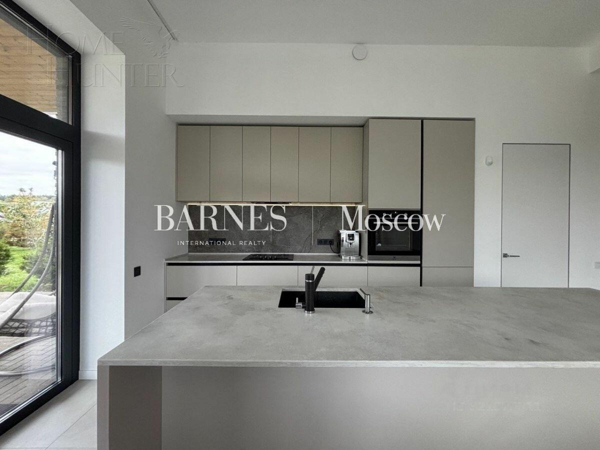 2-этажный коттедж 350 м² с отделкой