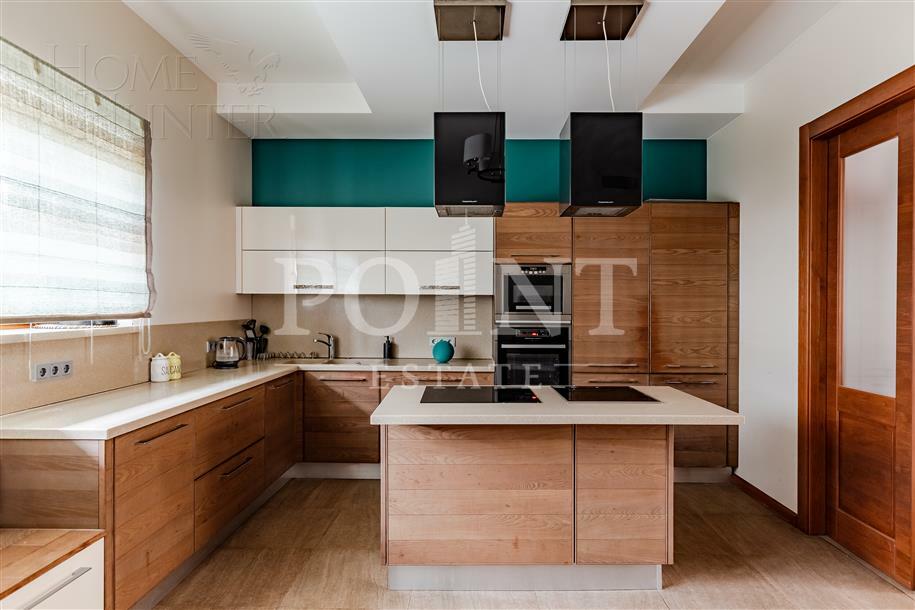 2-этажный коттедж 650 м² с отделкой