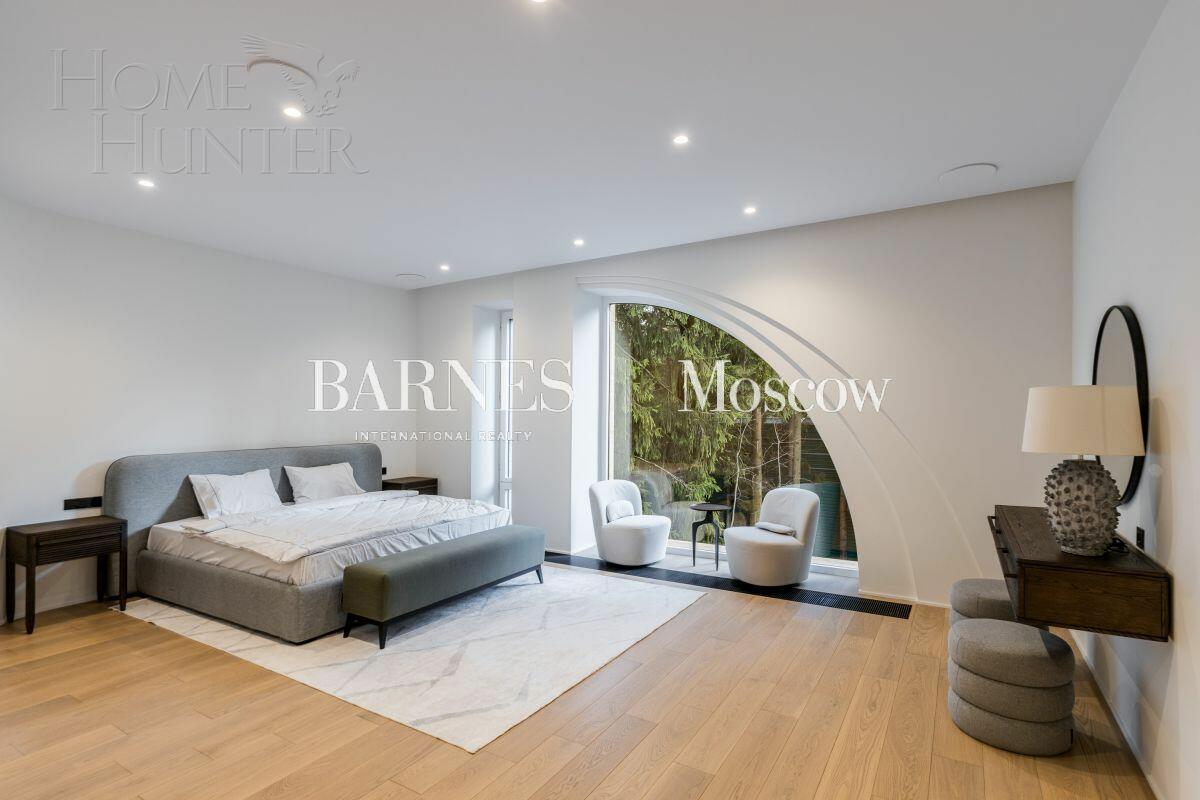 2-этажный коттедж 830 м² без отделки