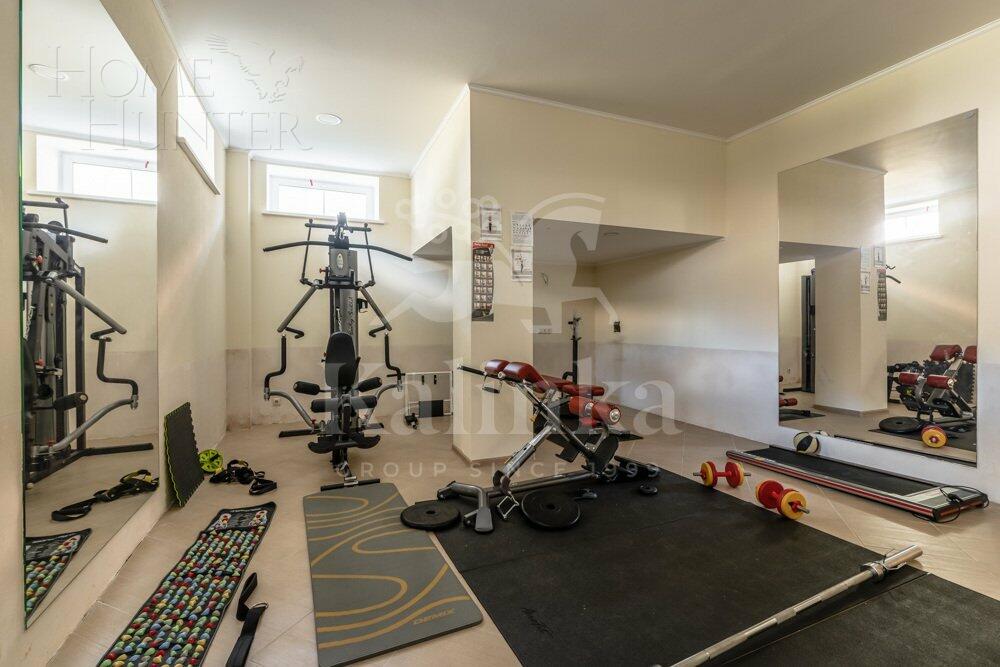 2-этажный коттедж 700 м² с отделкой