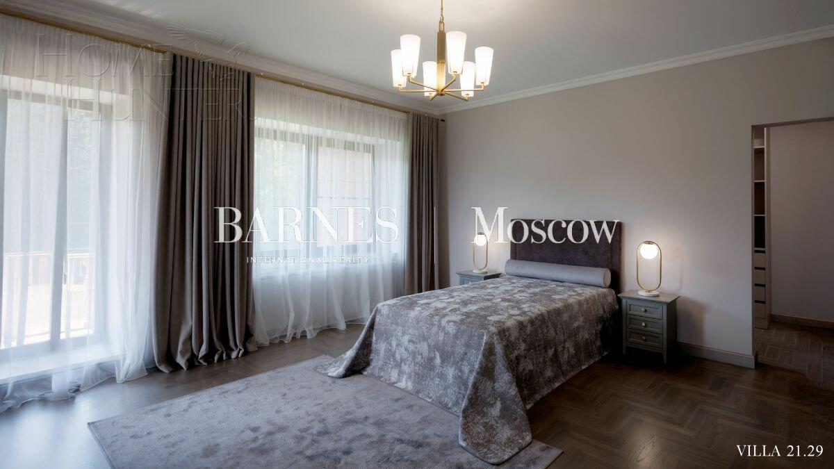 2-этажный коттедж 1 250 м² с отделкой