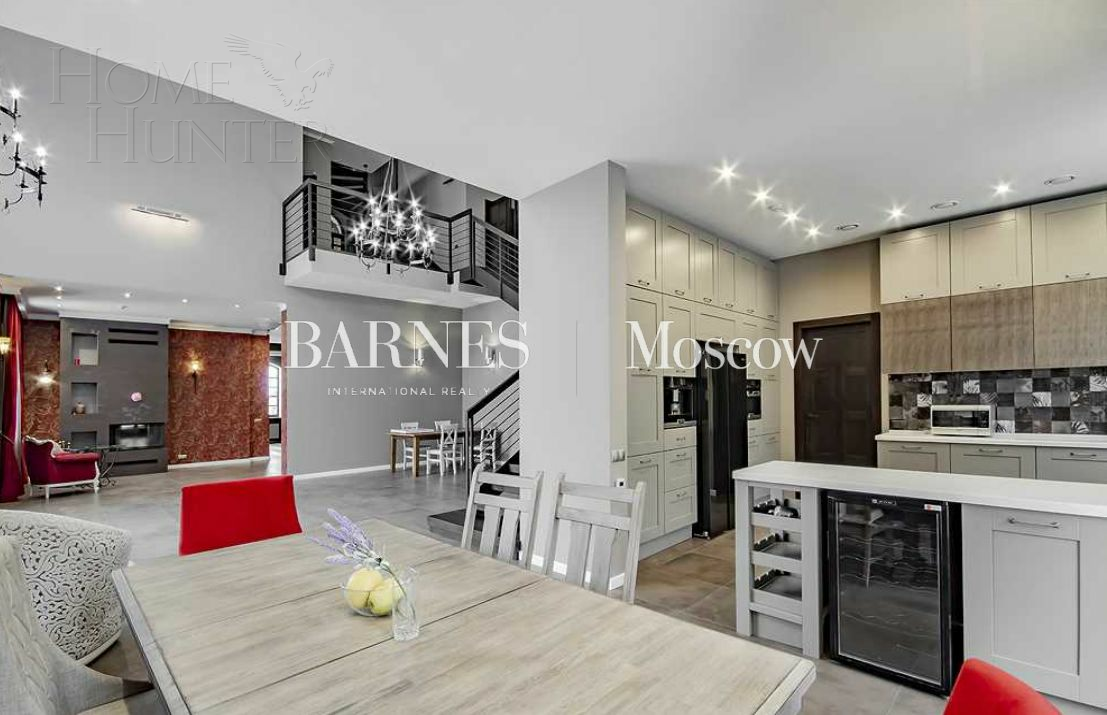 КОТТЕДЖ 700 м² с отделкой