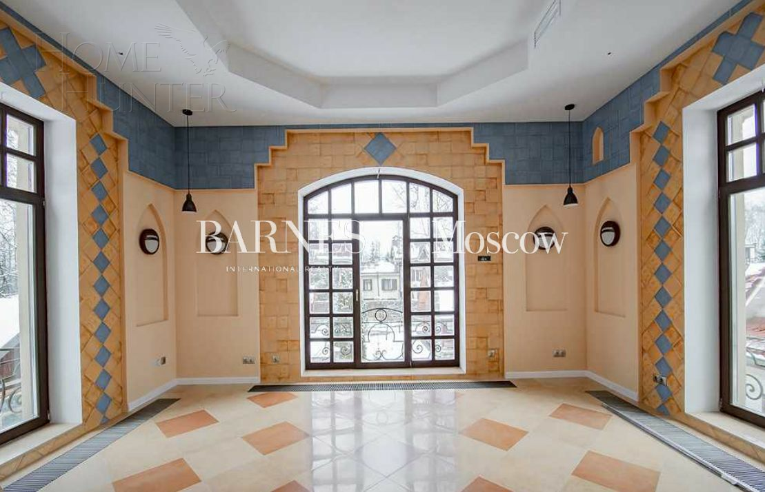 КОТТЕДЖ 700 м² с отделкой