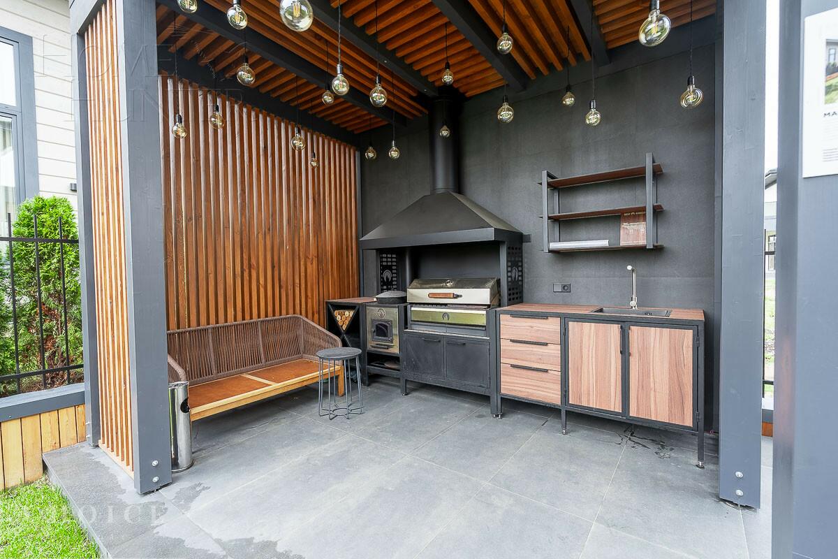 2-этажный коттедж 354 м² с отделкой