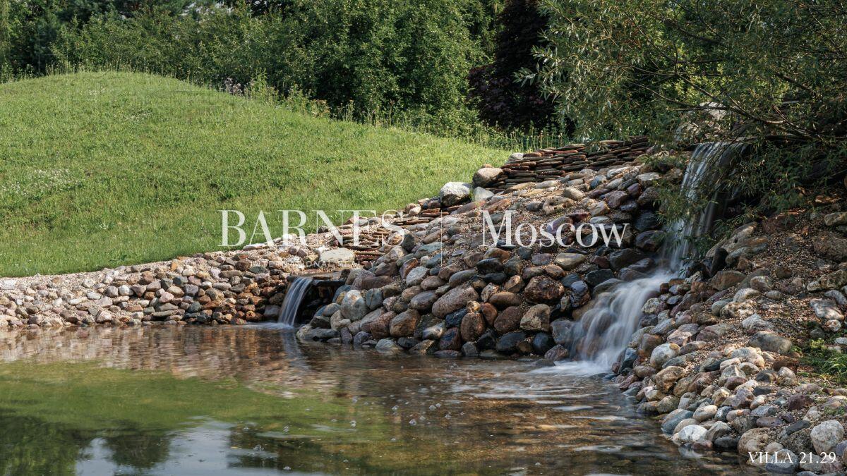 2-этажный коттедж 1 250 м² с отделкой