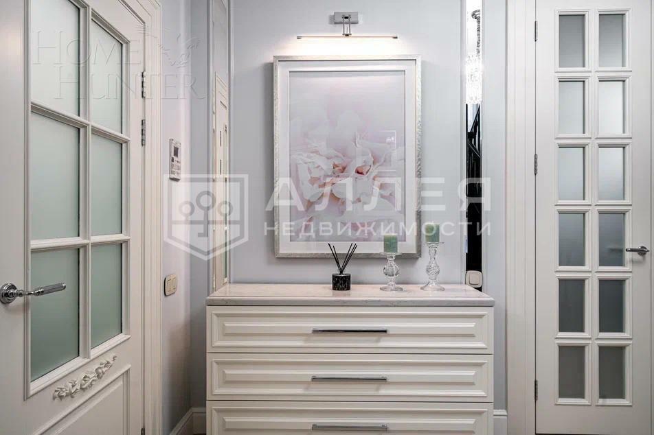 2-этажный коттедж 450 м² с отделкой