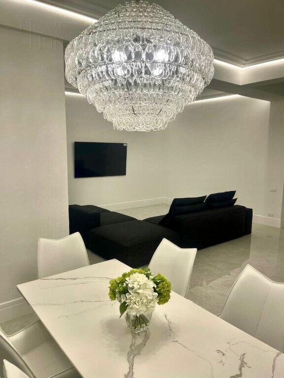 2-этажный коттедж 250 м² без отделки