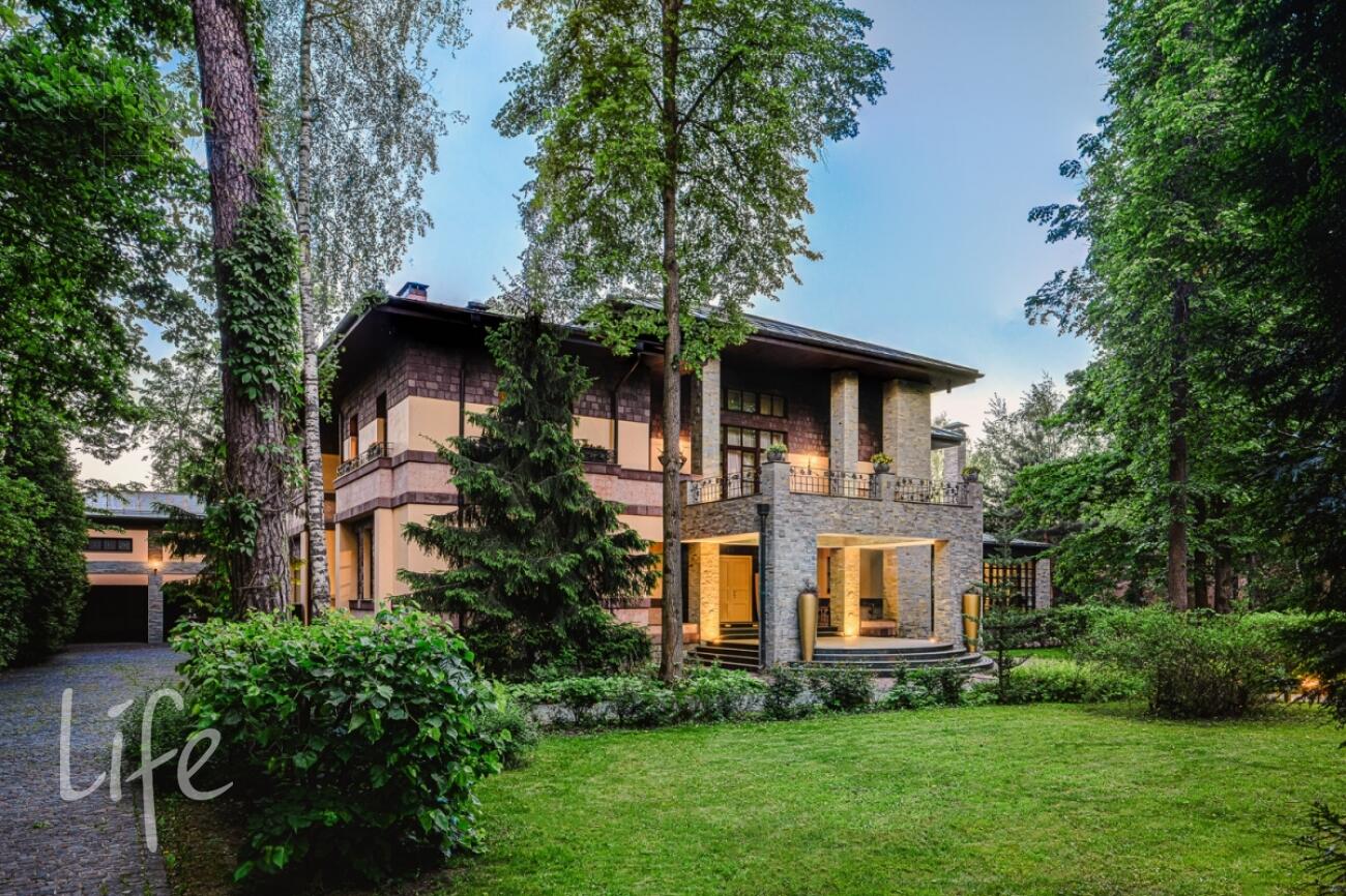 2-этажный коттедж 847 м² с отделкой