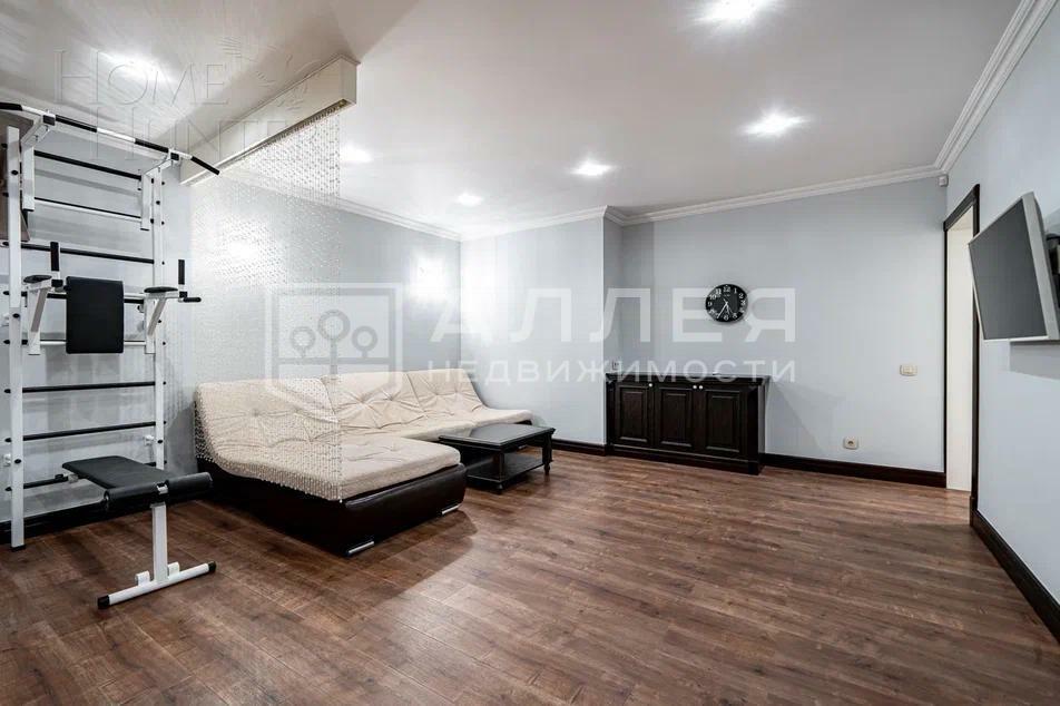 2-этажный коттедж 450 м² с отделкой