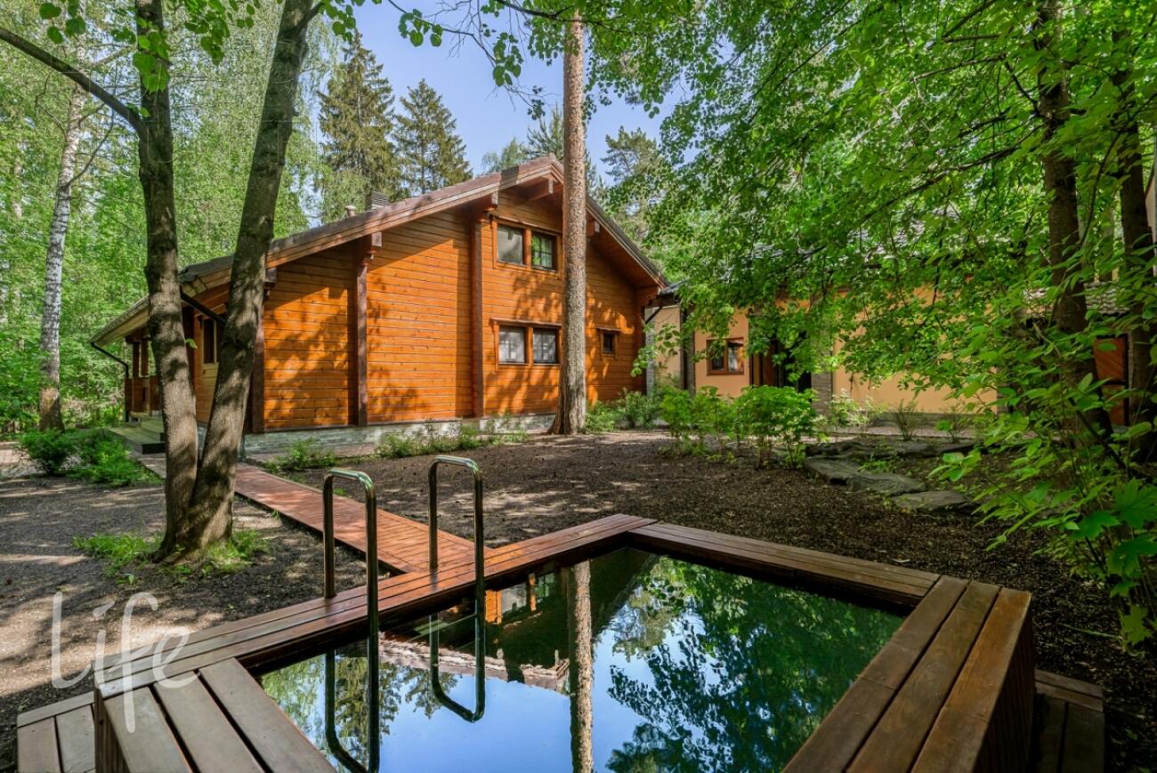 2-этажный коттедж 847 м² с отделкой