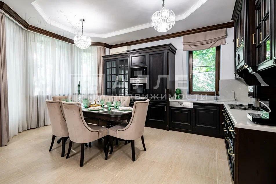 2-этажный коттедж 450 м² с отделкой