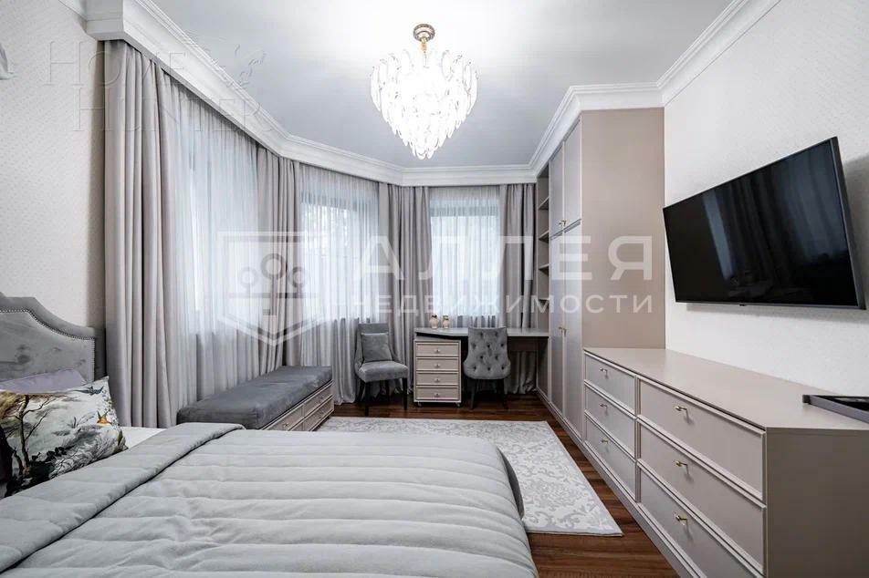 2-этажный коттедж 450 м² с отделкой