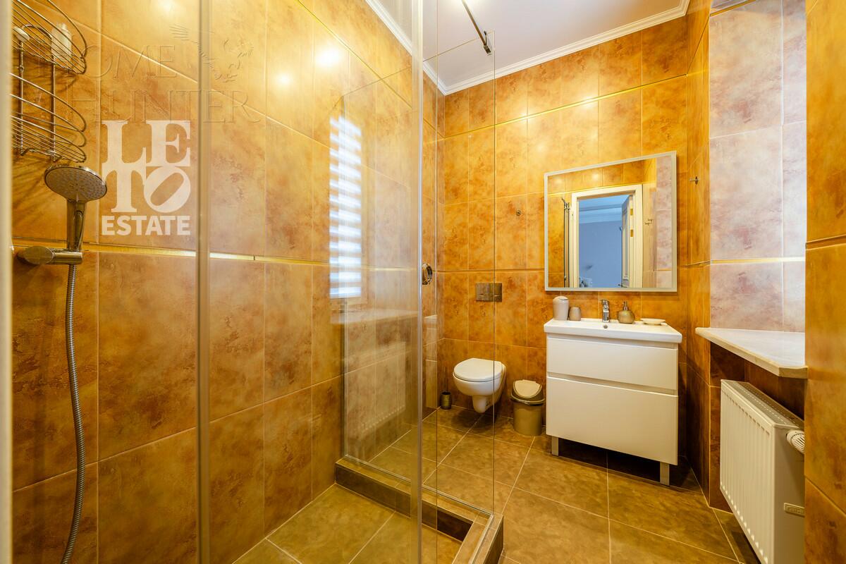 2-этажный коттедж 1 110 м² с отделкой