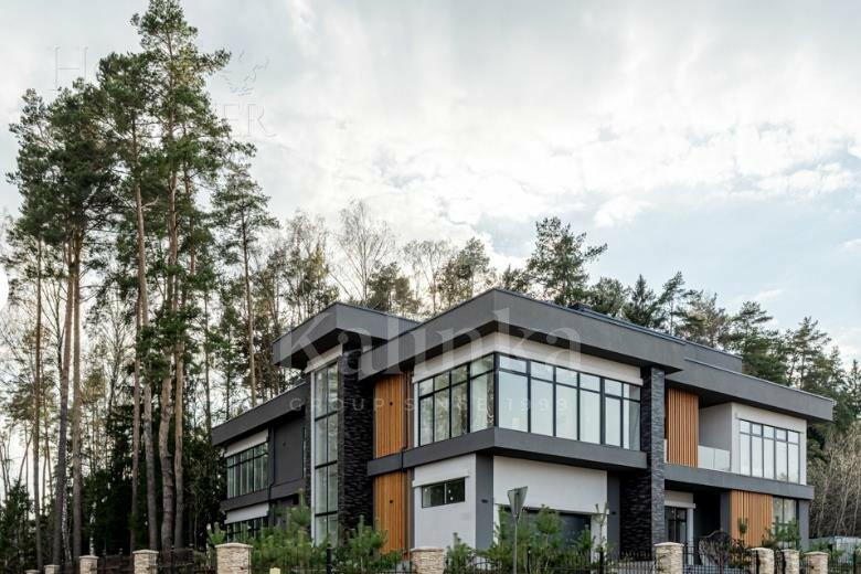 2-этажный коттедж 720 м² с отделкой