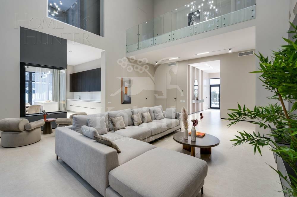 2-этажный коттедж 720 м² с отделкой