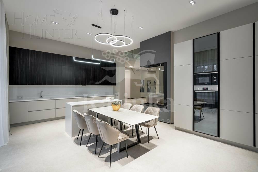 2-этажный коттедж 720 м² с отделкой