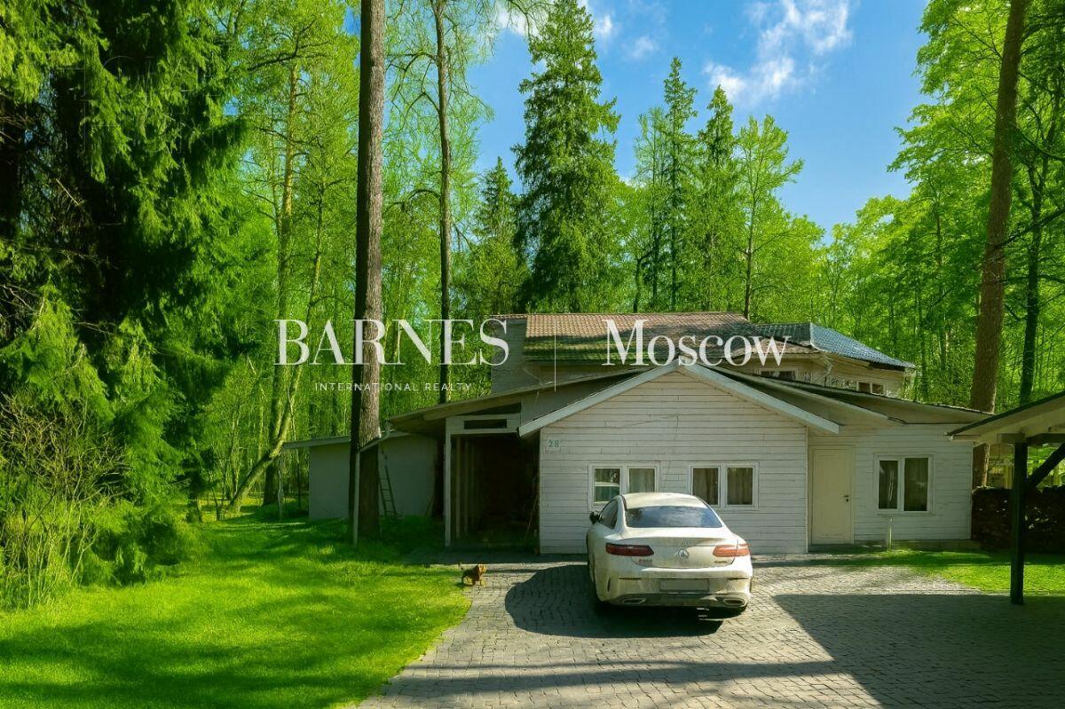 2-этажный коттедж 450 м² с отделкой