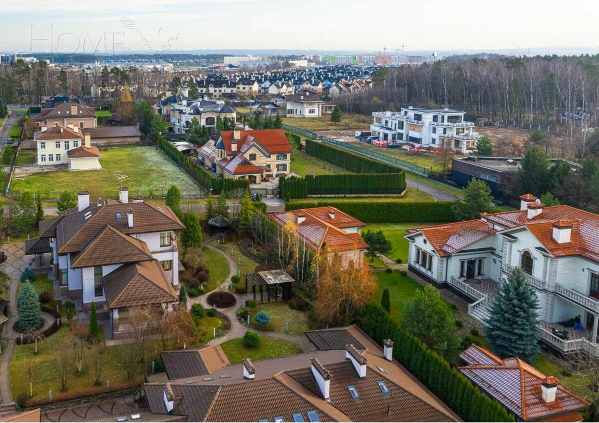 2-этажный коттедж 360 м² с отделкой