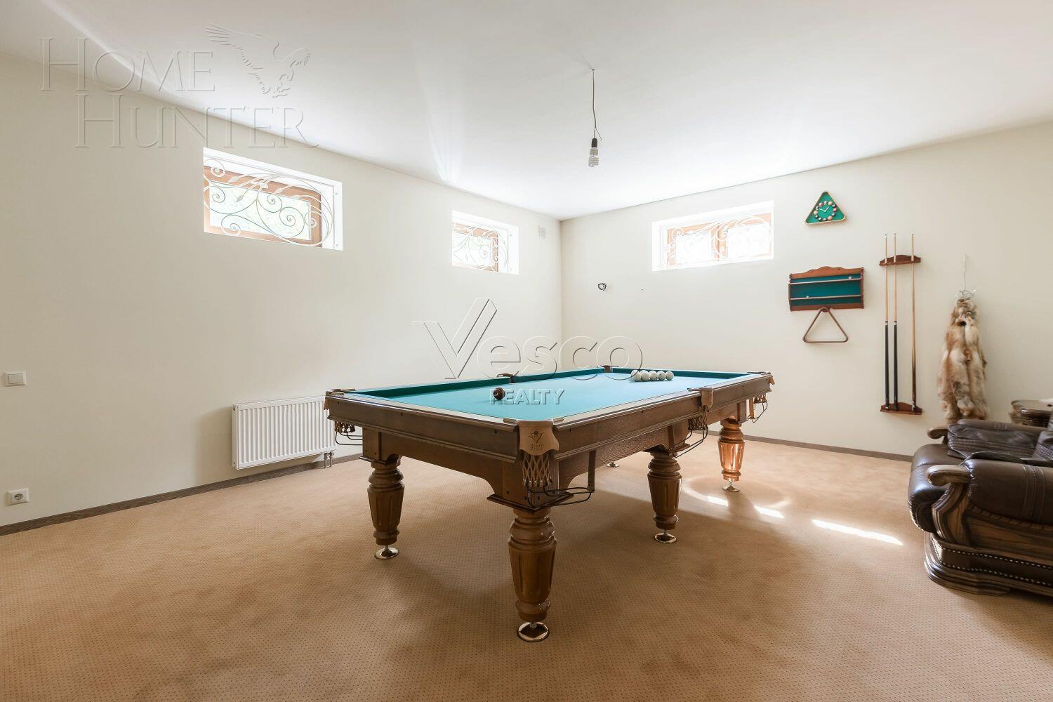 2-этажный коттедж 750 м² с отделкой