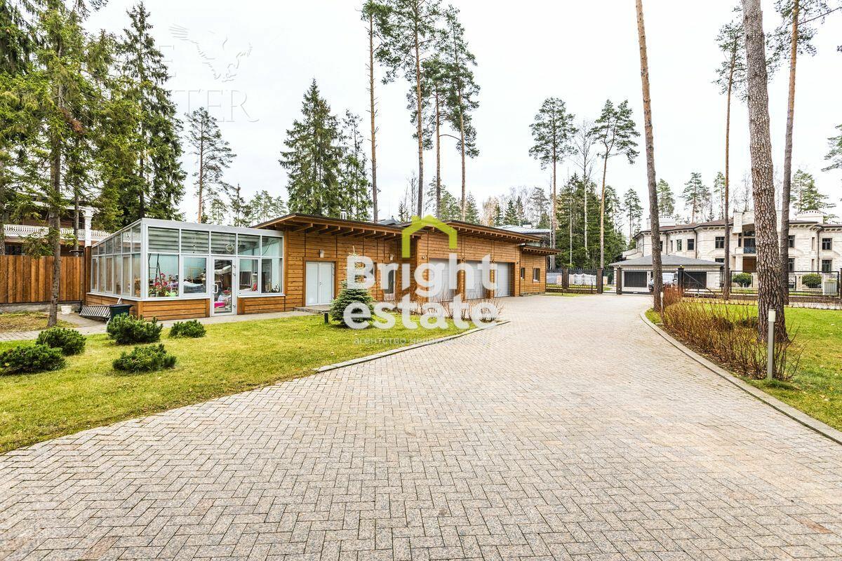 2-этажный коттедж 650 м² с отделкой