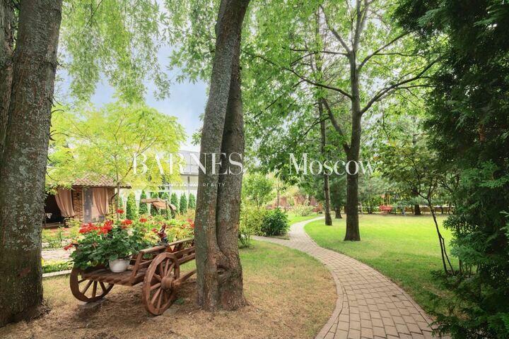 2-этажный коттедж 410 м² с отделкой