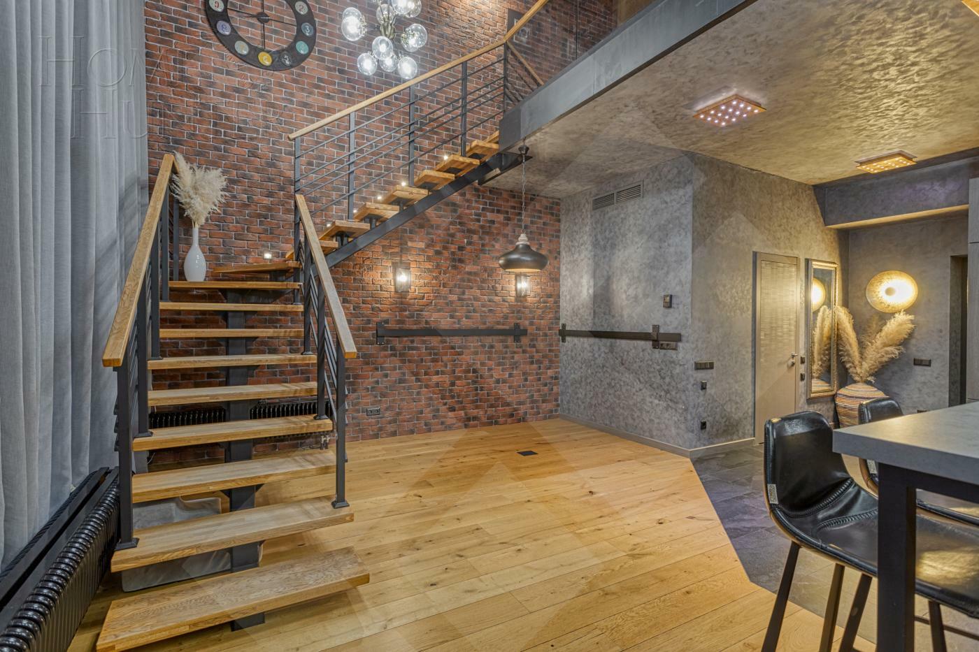 3-УРОВНЕВЫЕ АПАРТАМЕНТЫ С ОТДЕЛКОЙ 101 М² НА 8 ЭТАЖЕ