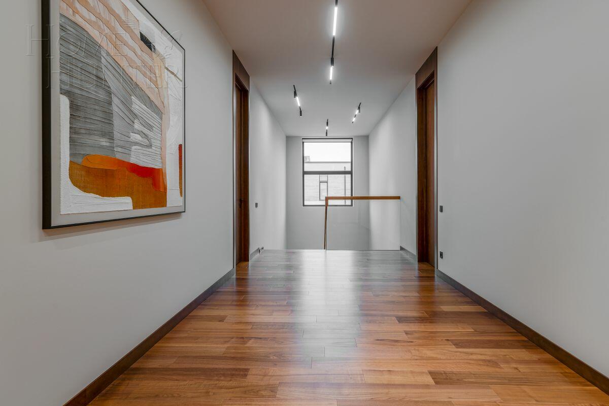 2-этажный коттедж 731 м² с отделкой