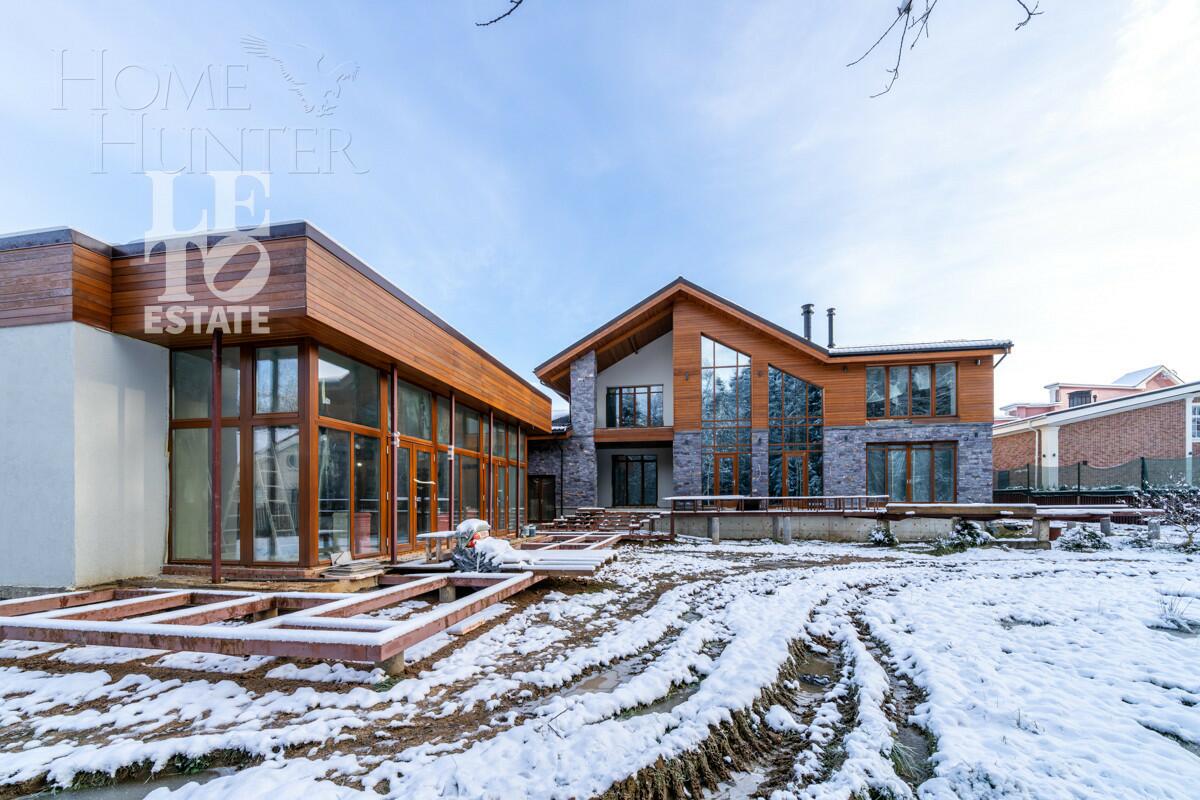 2-этажный коттедж 1 150 м² без отделки