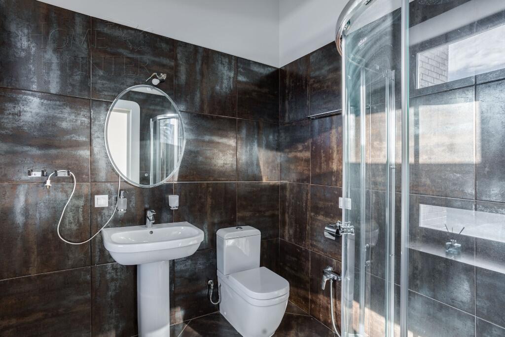 2-этажный коттедж 375 м² с отделкой