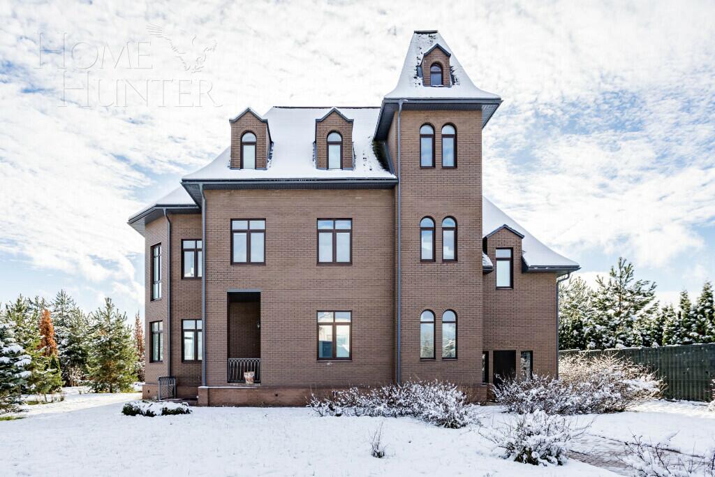 2-этажный коттедж 375 м² с отделкой