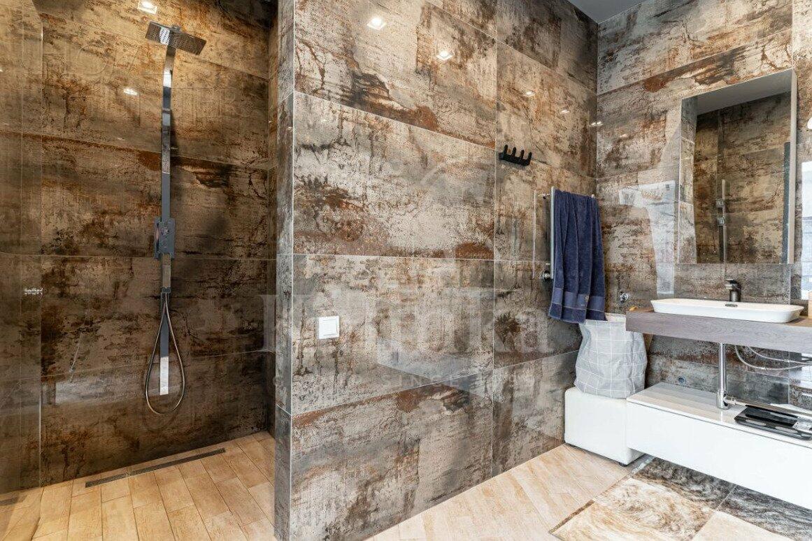 3-этажный таунхаус 350 м² с отделкой