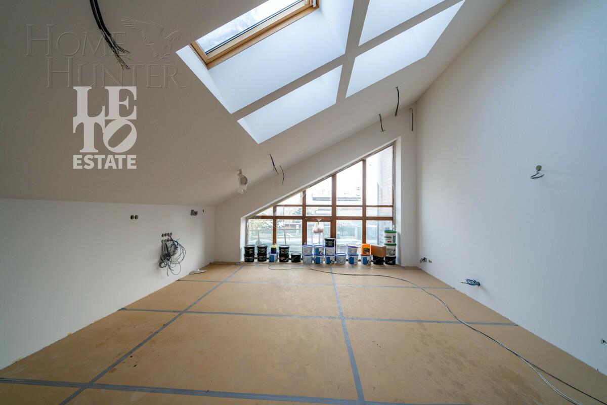 2-этажный коттедж 1 150 м² без отделки