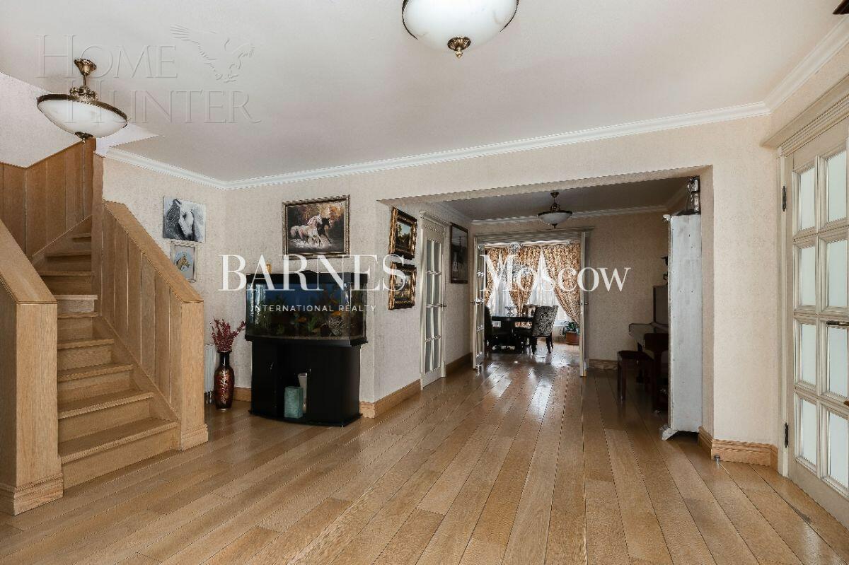 2-этажный коттедж 450 м² с отделкой