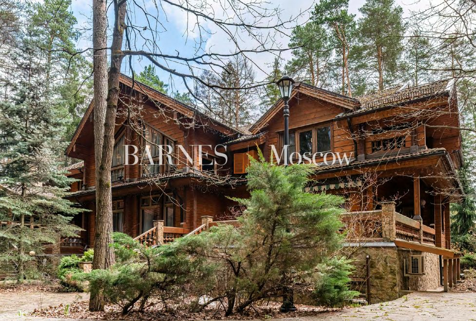 2-этажный коттедж 1 175.7 м² с отделкой