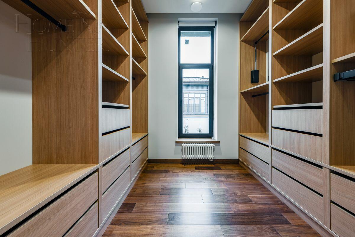 2-этажный коттедж 731 м² с отделкой