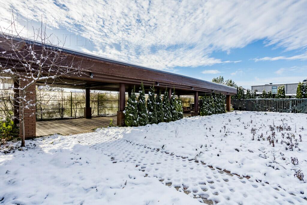 2-этажный коттедж 375 м² с отделкой