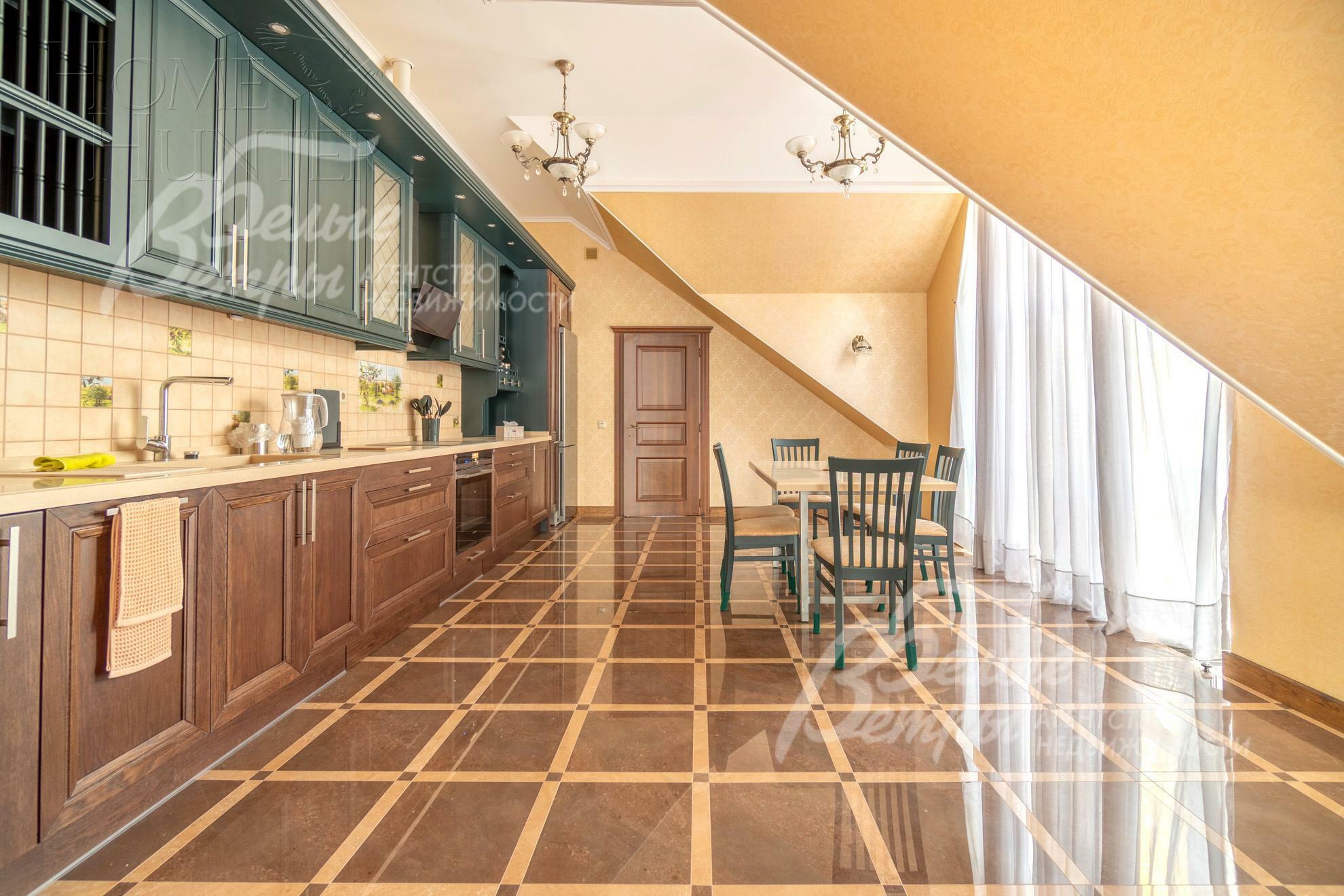 2-этажный коттедж 405 м² с отделкой