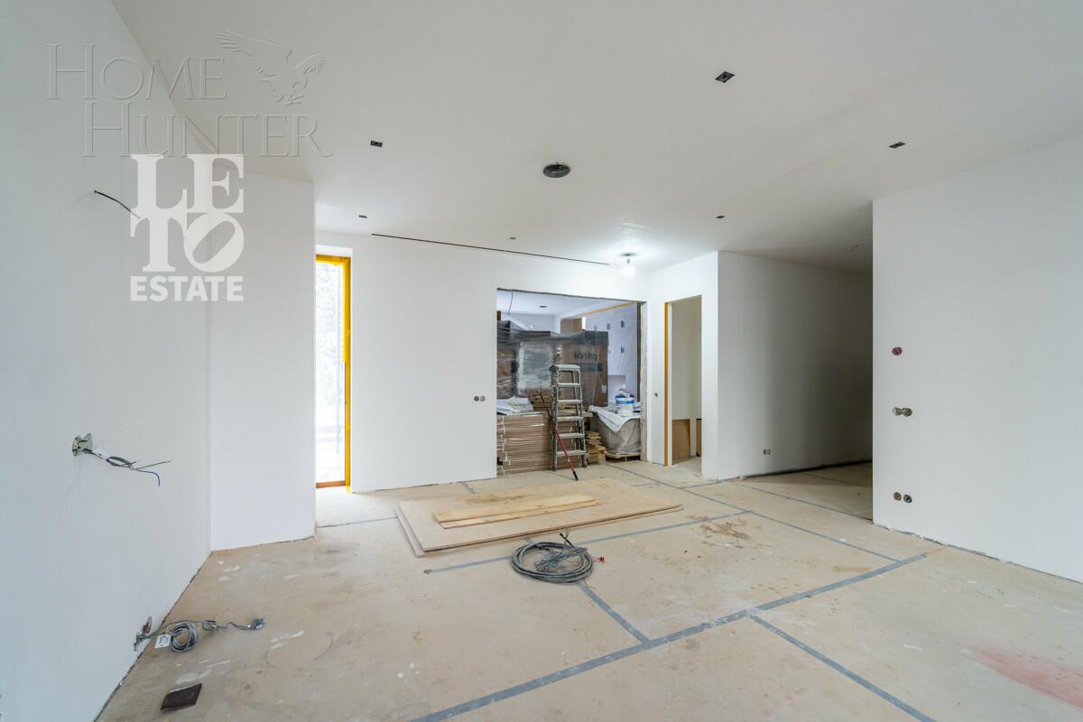 2-этажный коттедж 1 150 м² без отделки