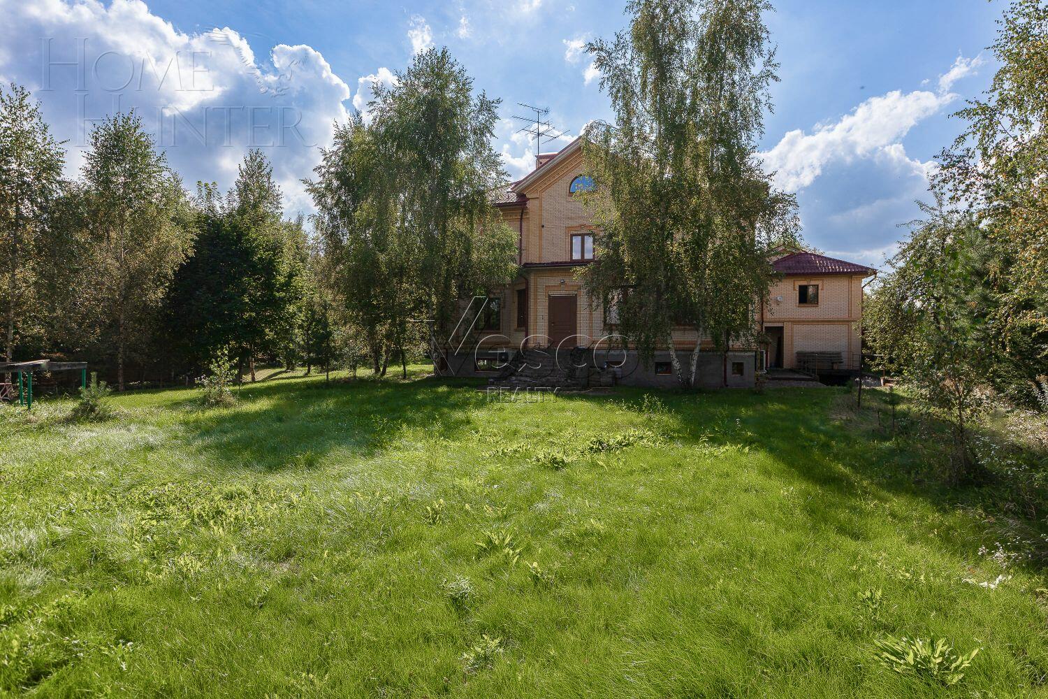 2-этажный коттедж 750 м² с отделкой