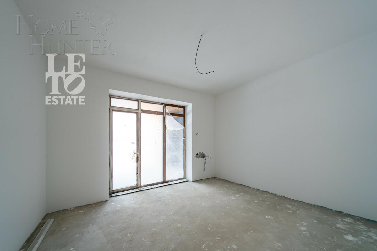 2-этажный коттедж 1 150 м² без отделки