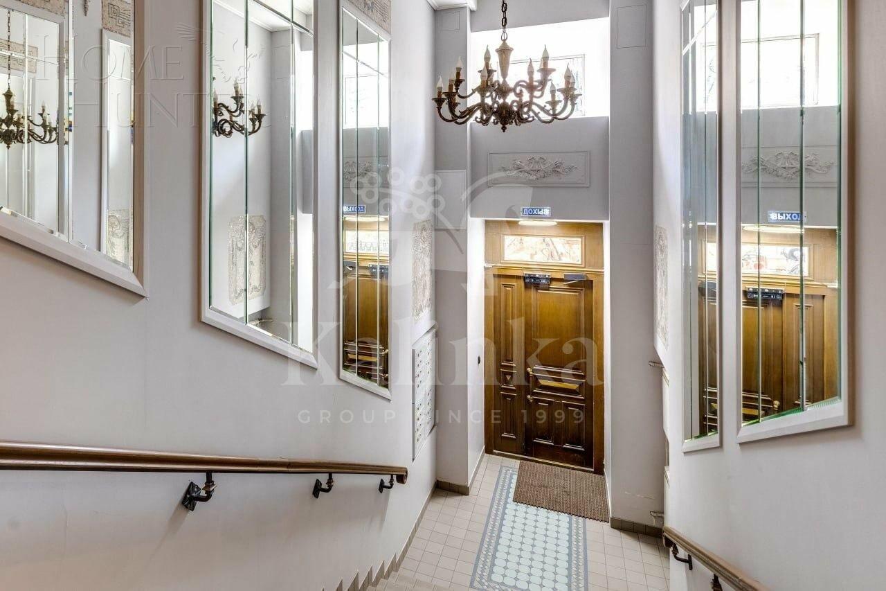 5-КОМН. КВАРТИРА С ОТДЕЛКОЙ 177 М² НА 3 ЭТАЖЕ