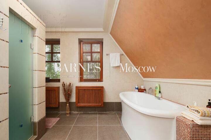 2-этажный коттедж 410 м² с отделкой