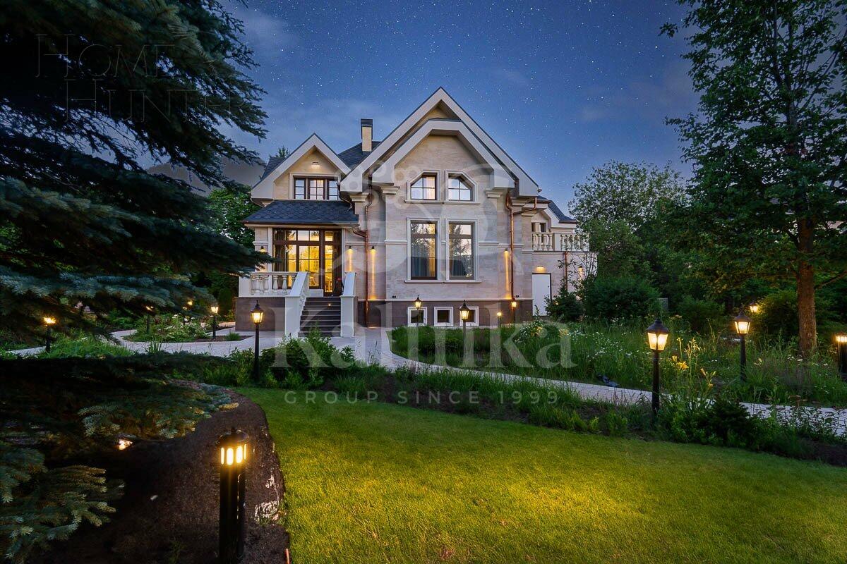 2-этажный коттедж 360 м² с отделкой