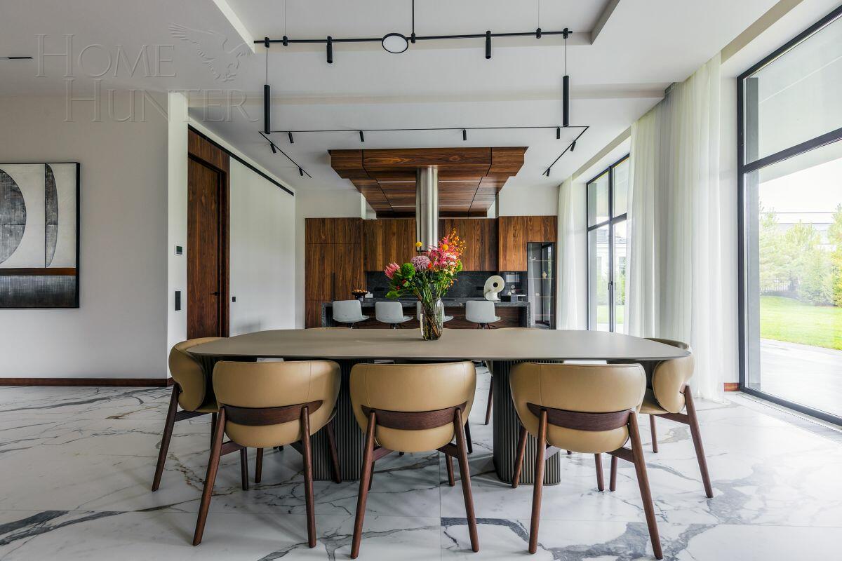 2-этажный коттедж 731 м² с отделкой