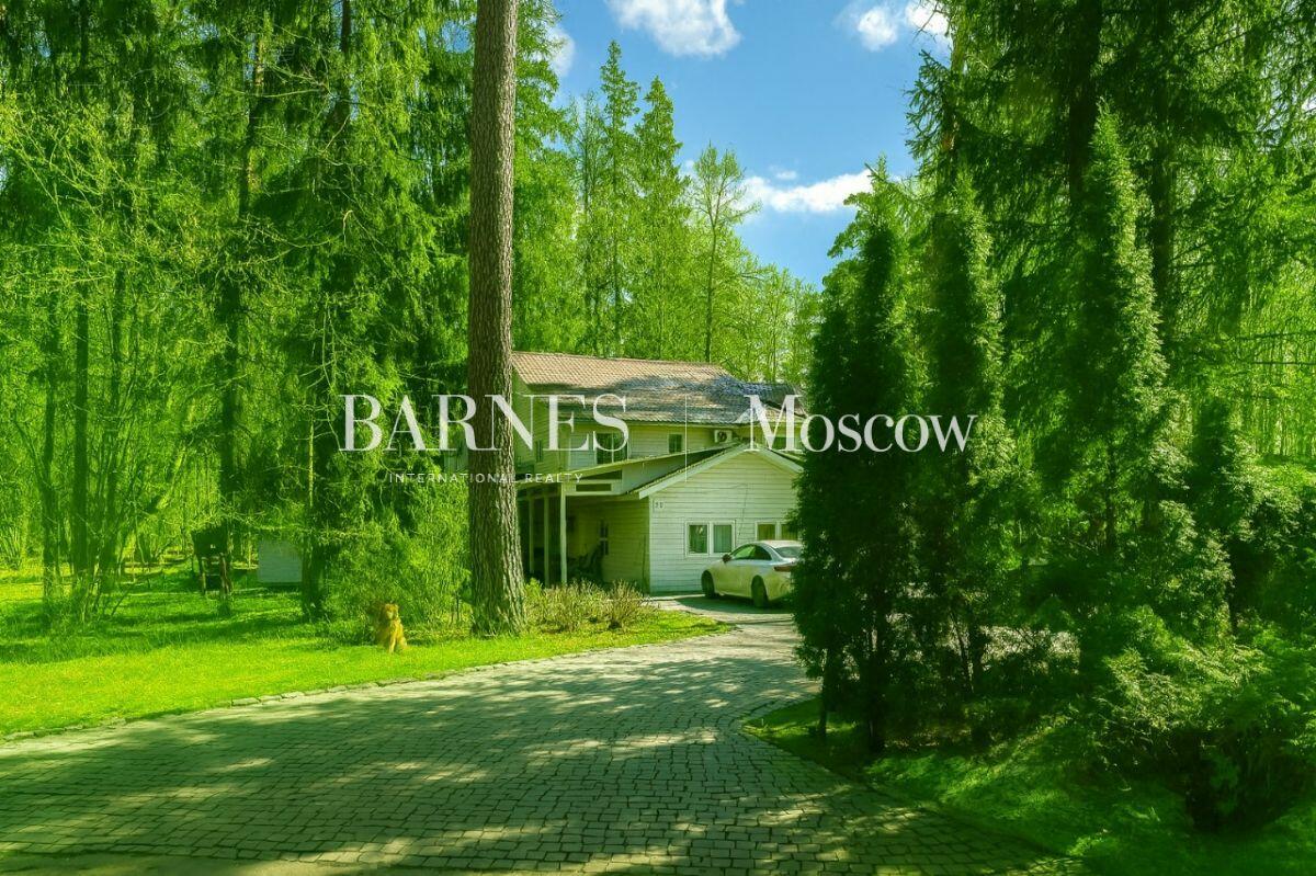 2-этажный коттедж 450 м² с отделкой