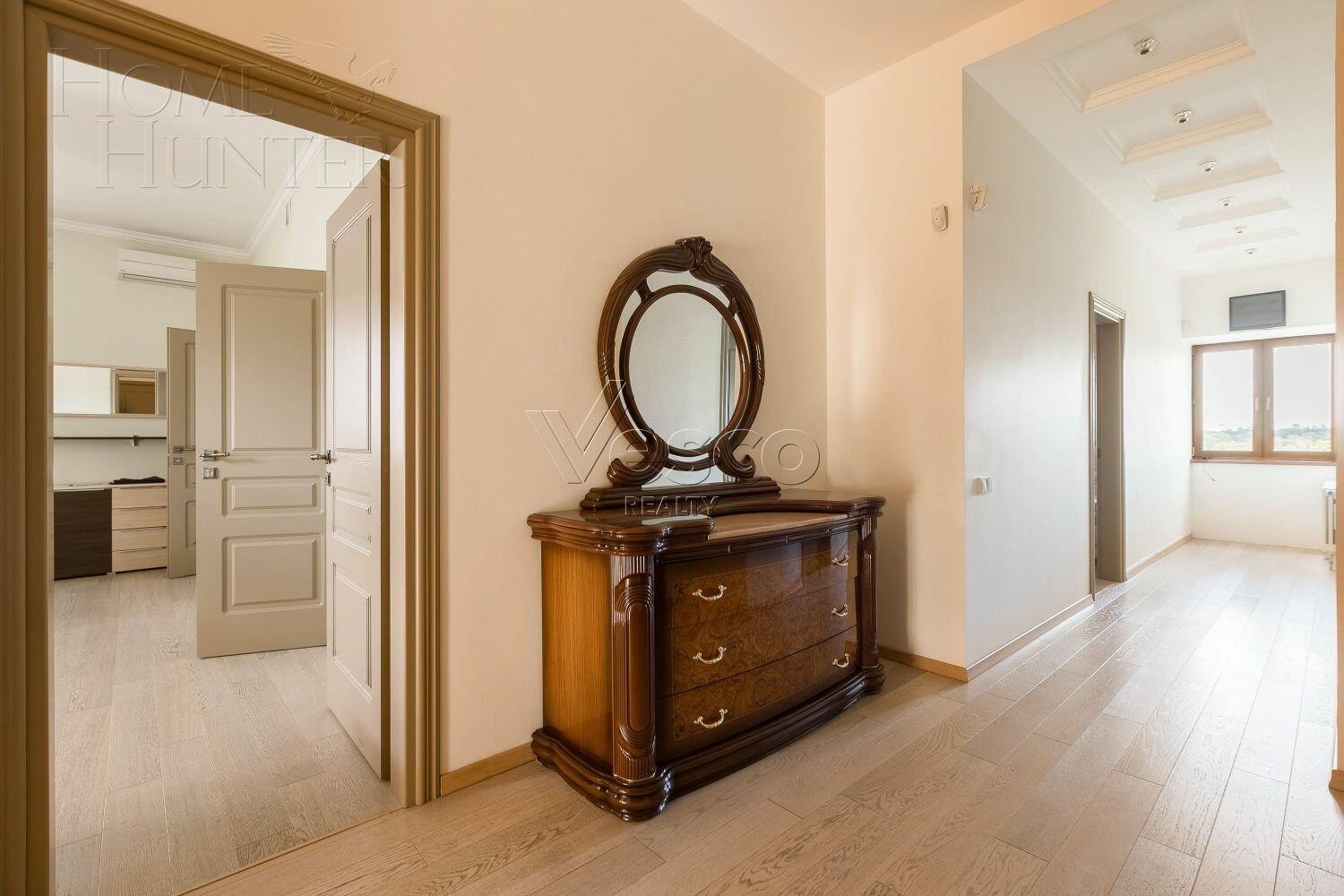 2-этажный коттедж 750 м² с отделкой