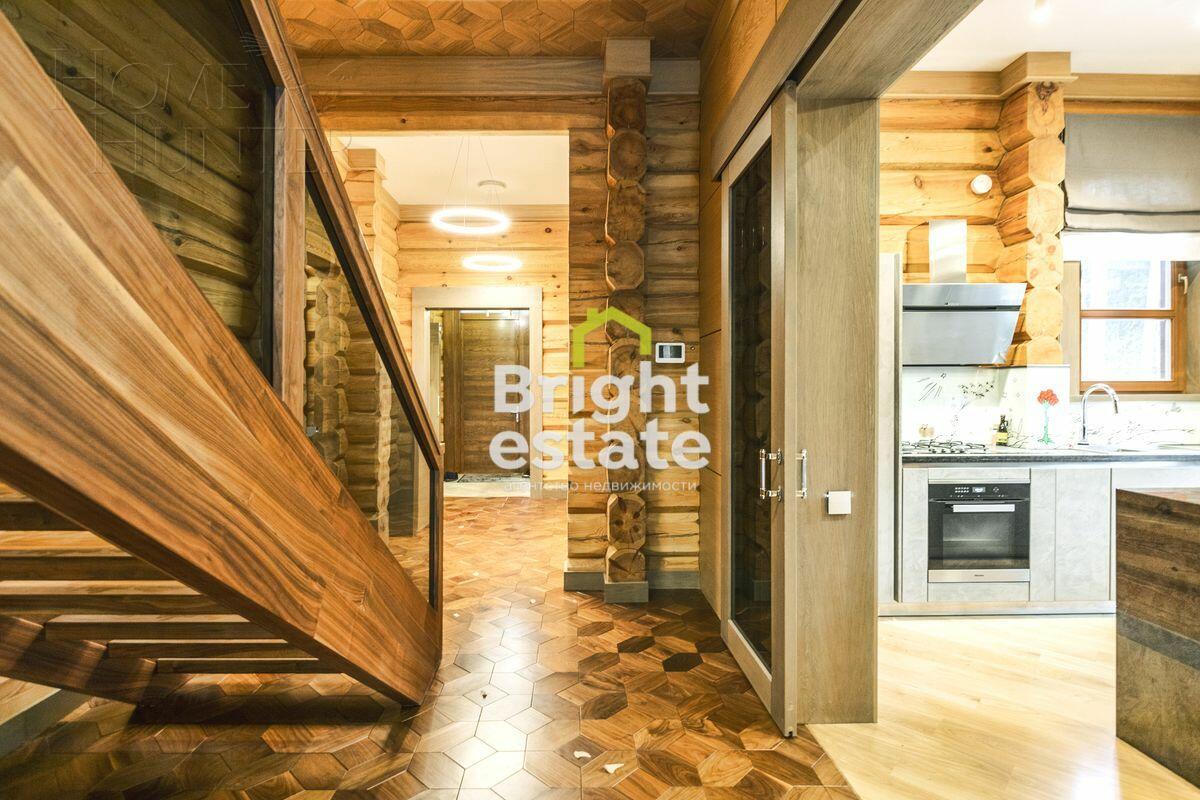 2-этажный коттедж 650 м² с отделкой